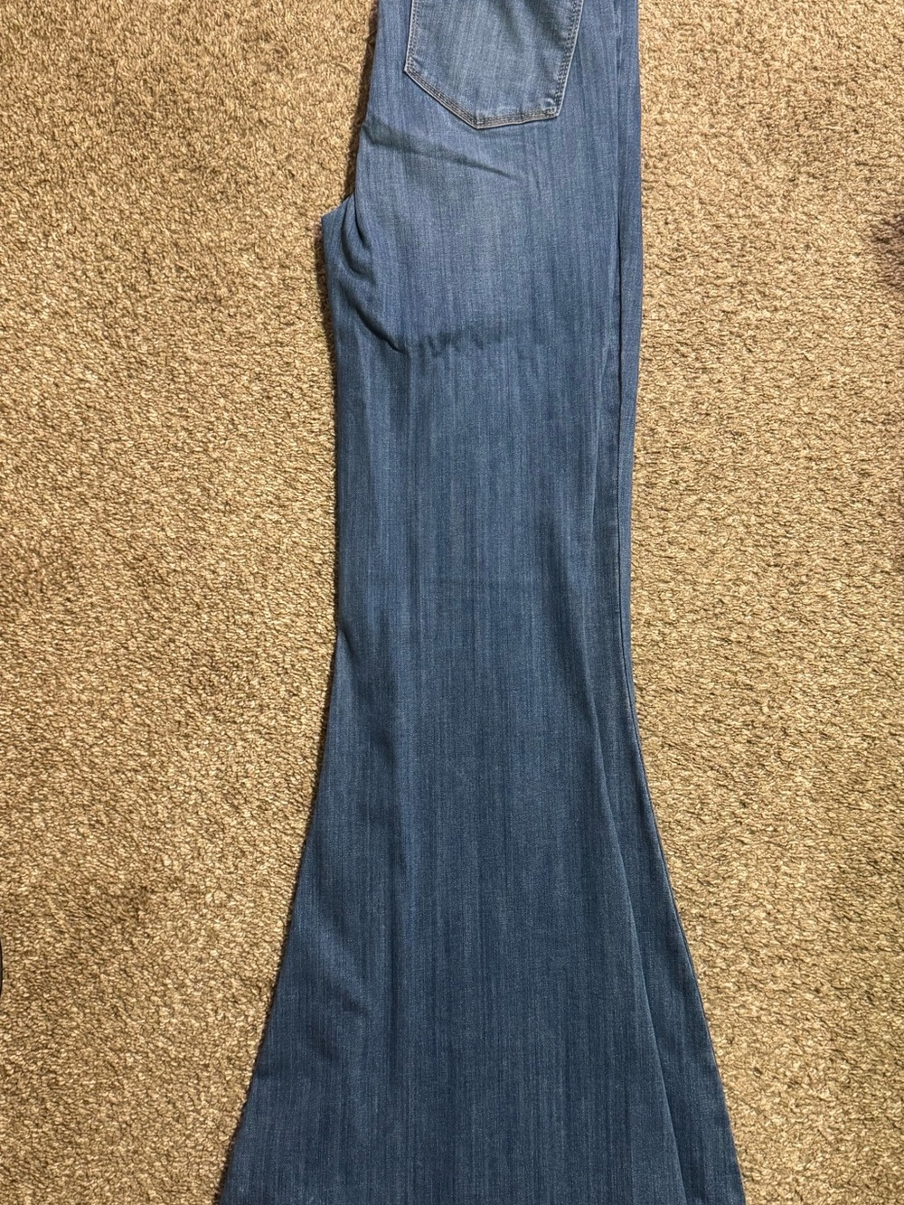 Judy Blue Medium Wash Pull on Super Flares - Picture 2 of 2